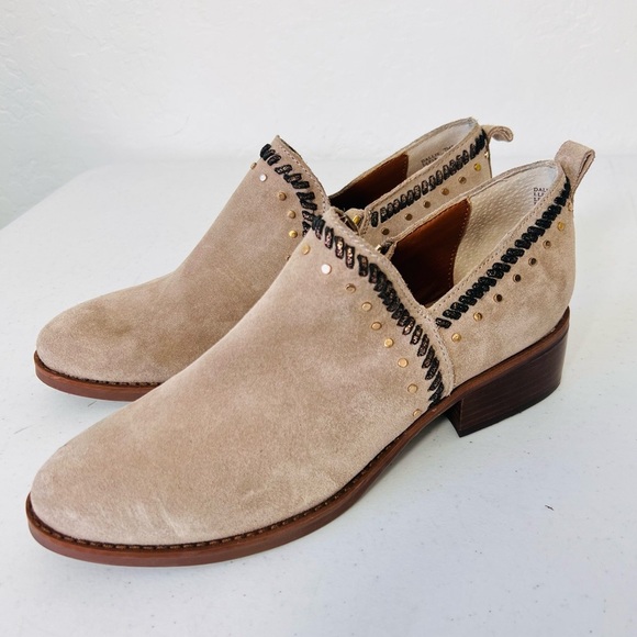 Latigo Shoes - Latigo Western Dallis Ankle Bootie 7.5